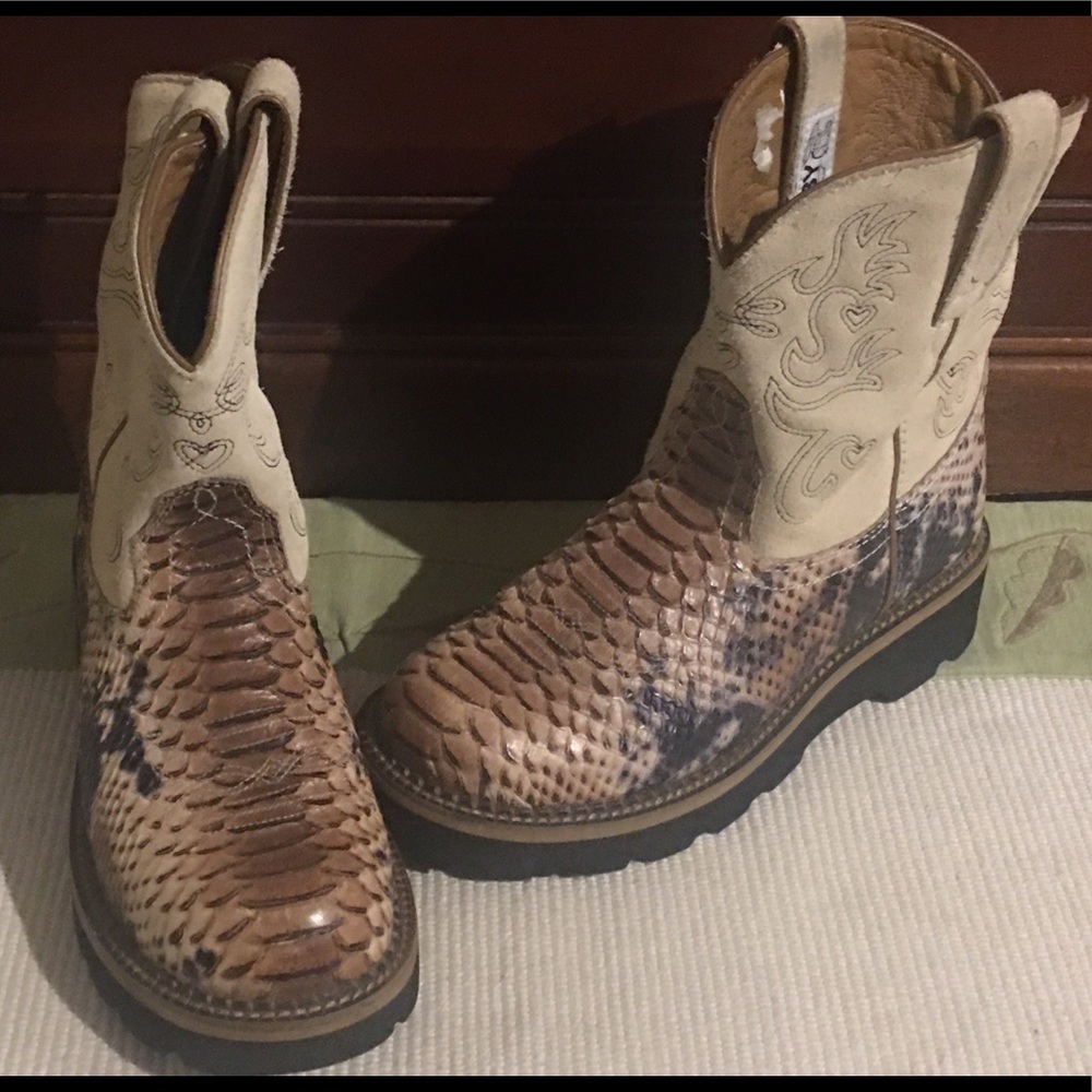 WOMEN'S Fatbaby Western Boot size 7.5